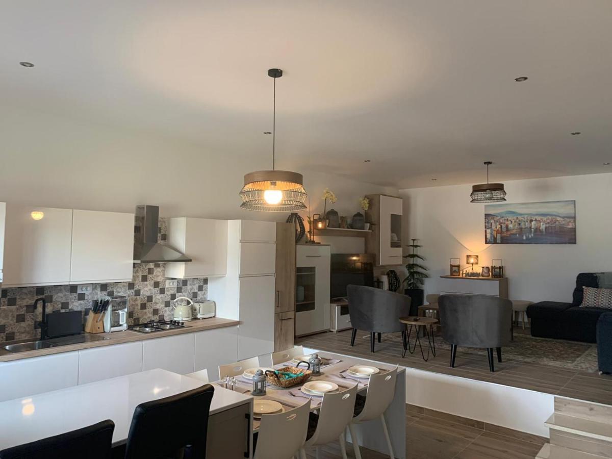 La Dolce Vita Apartment Posedarje Kültér fotó